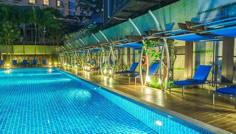 Outdoor Pool & Sun Deck on Level 5