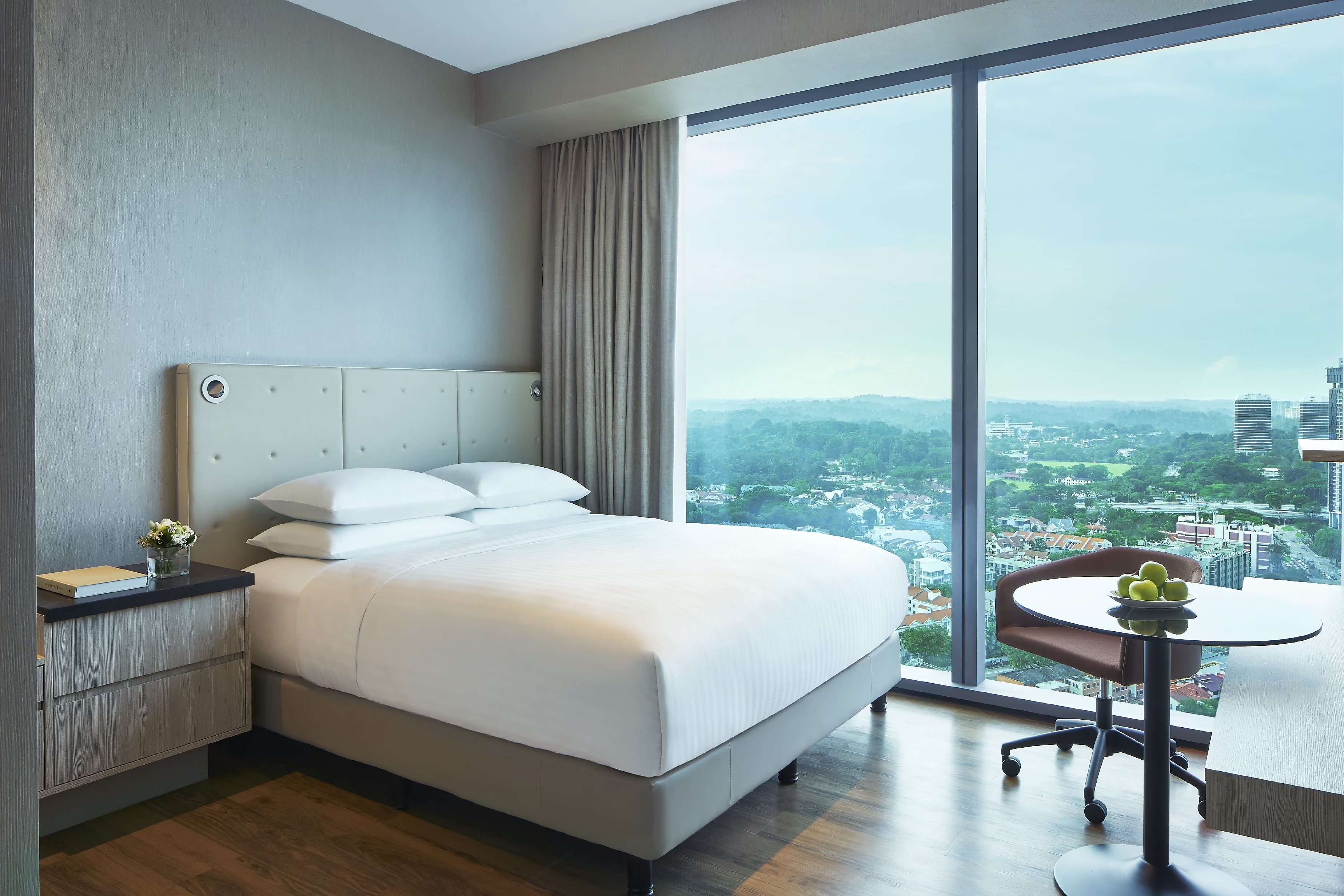 Rooms with Cityscape Views