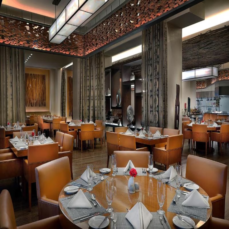 Choice of 4 Dining Outlets