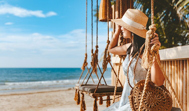 makemytrip.com - Avail 10% discount
