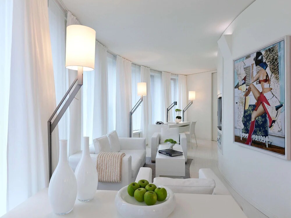 Cosy Living Area Chaises