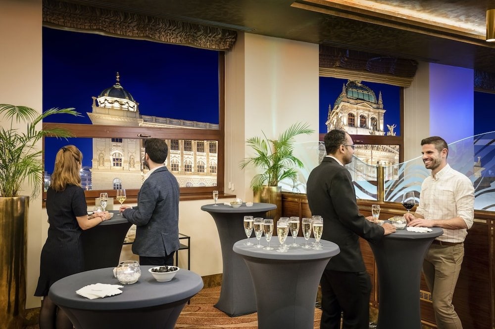 Local Cuisine and Bar