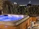 Jacuzzi & Heated Swimming Pool