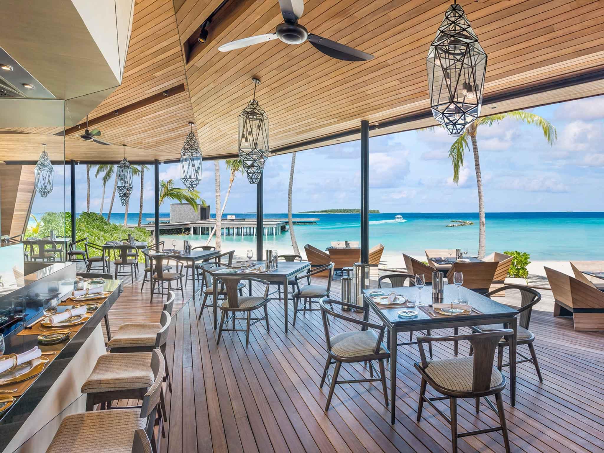 5 Beachfront/Overwater Eateries