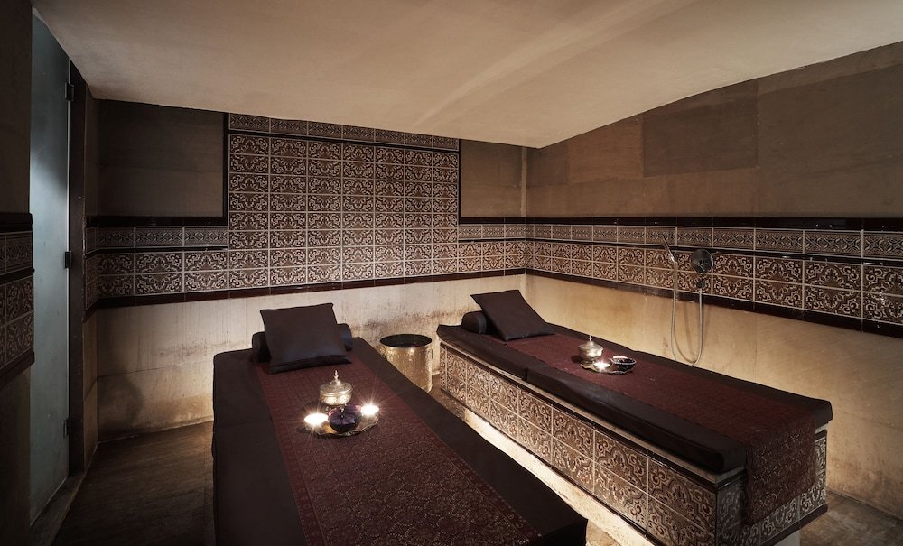 Spa with Dubai's Largest Jacuzzi
