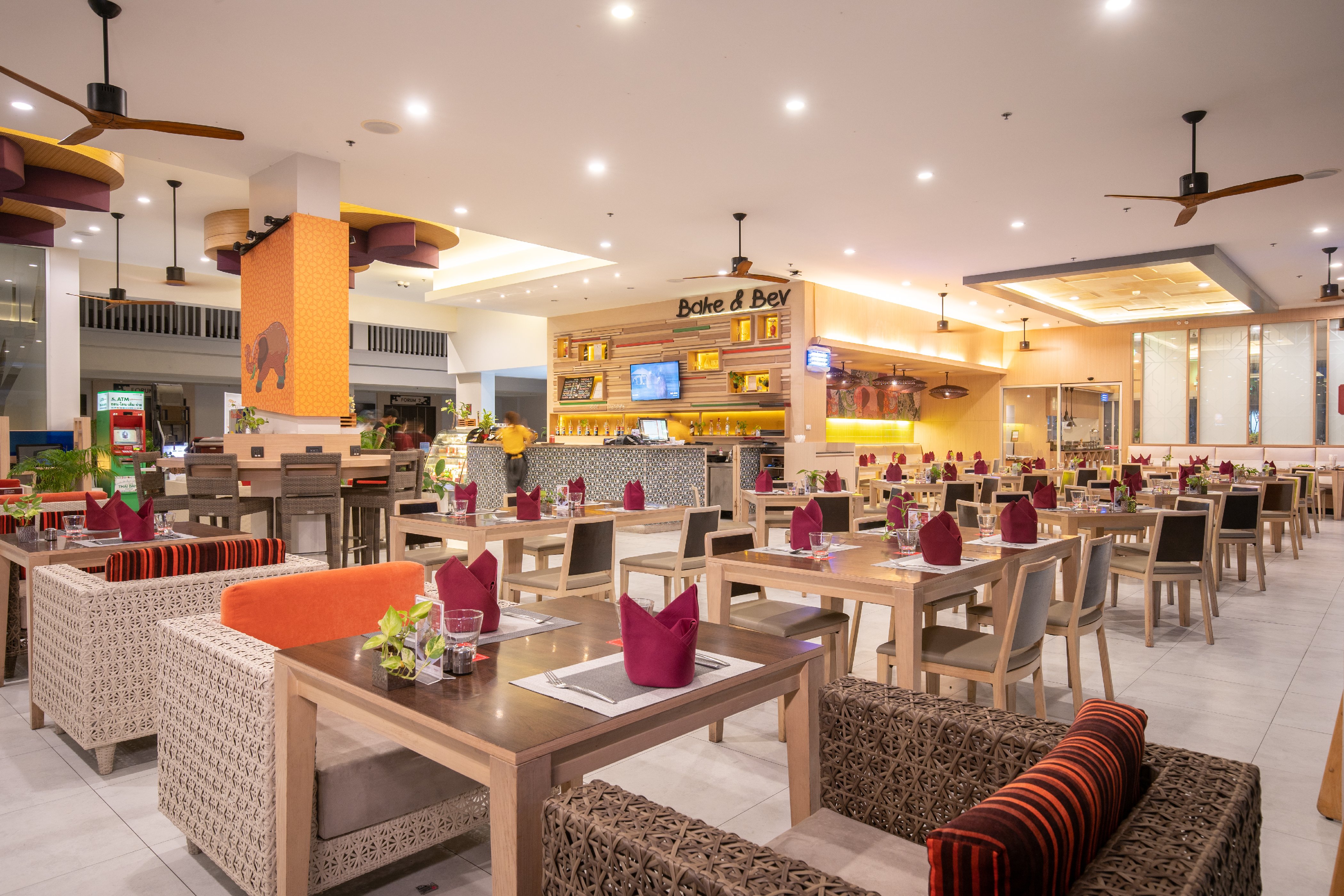 Multicuisine Dining