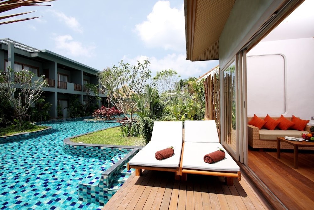 Contemporary Rooms with Pool Access