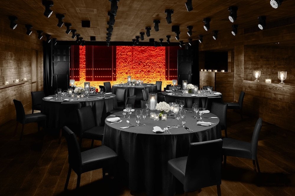 Lively Evenings with Live Shows