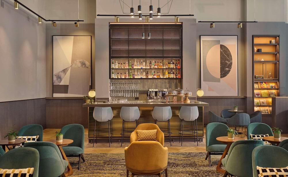 Stellar Bar Services