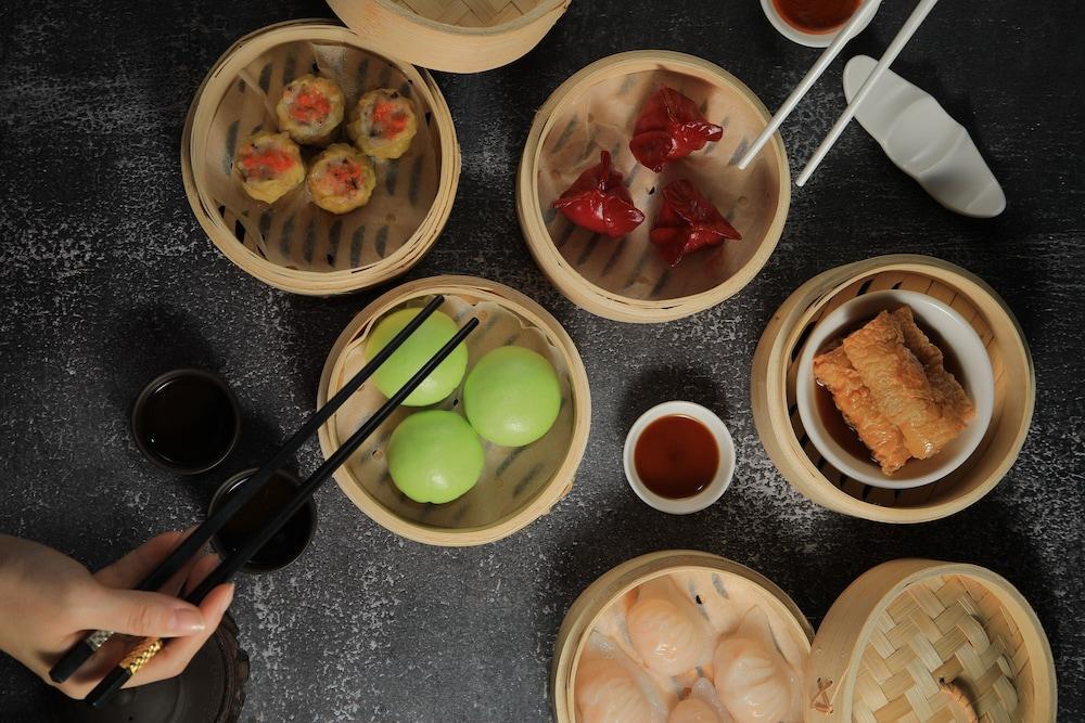 Delectable À la carte Menu