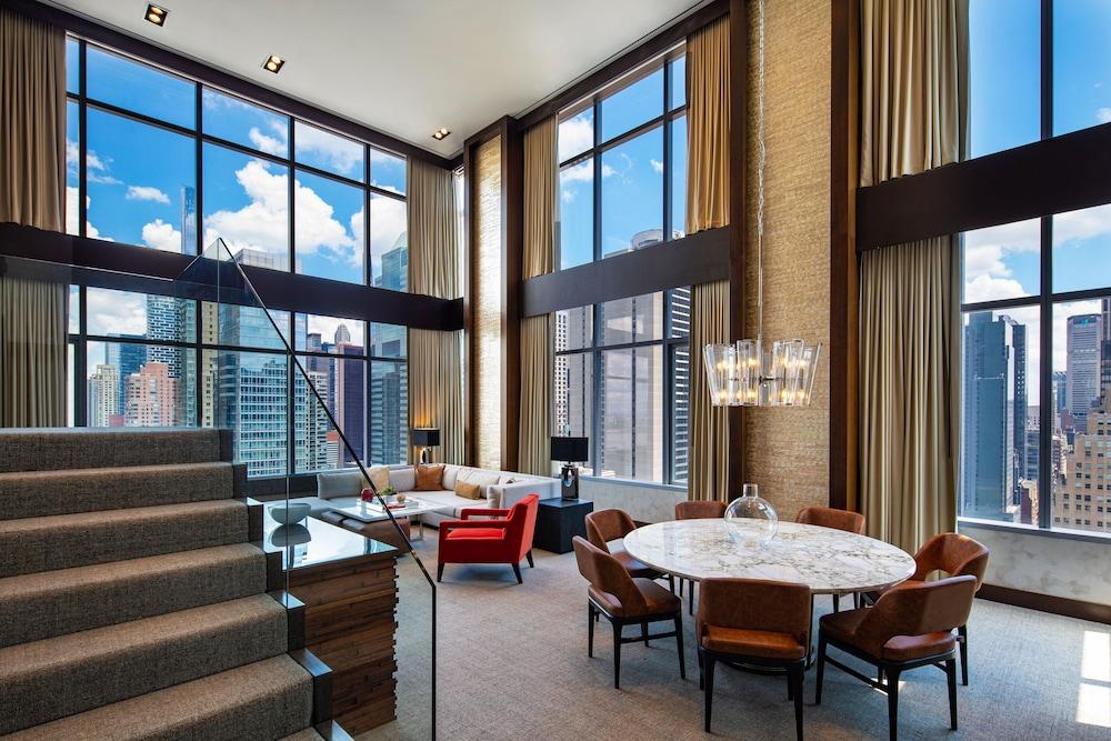 Pleasant Seating Area