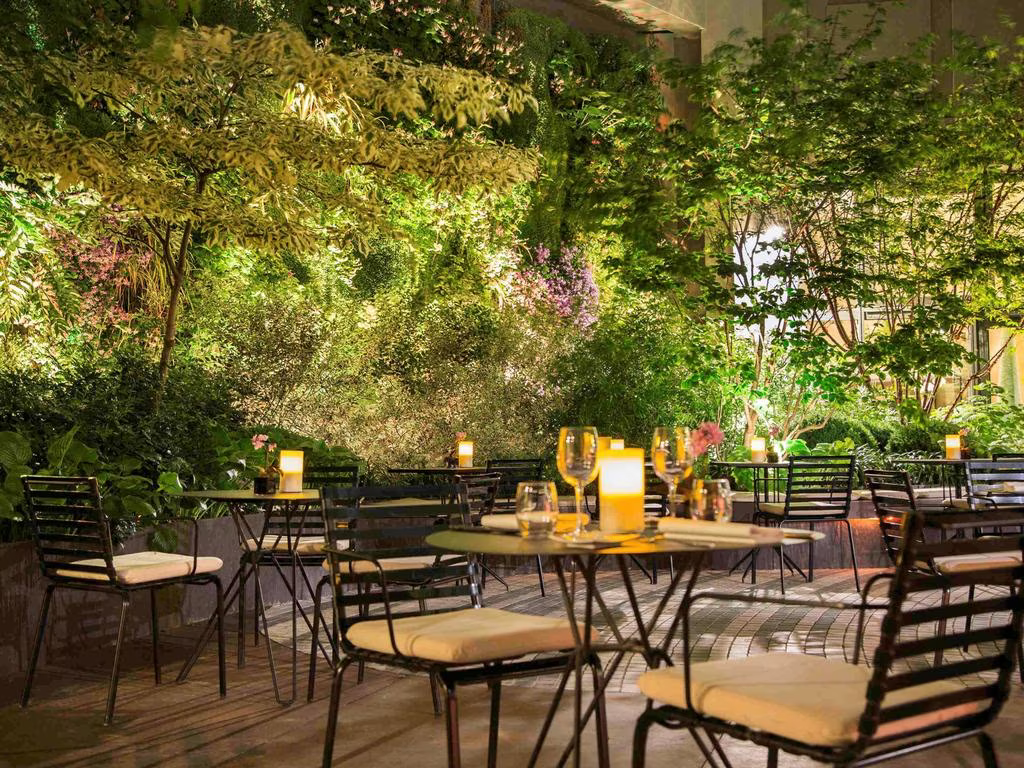 Cocktails & Tea at Private Garden