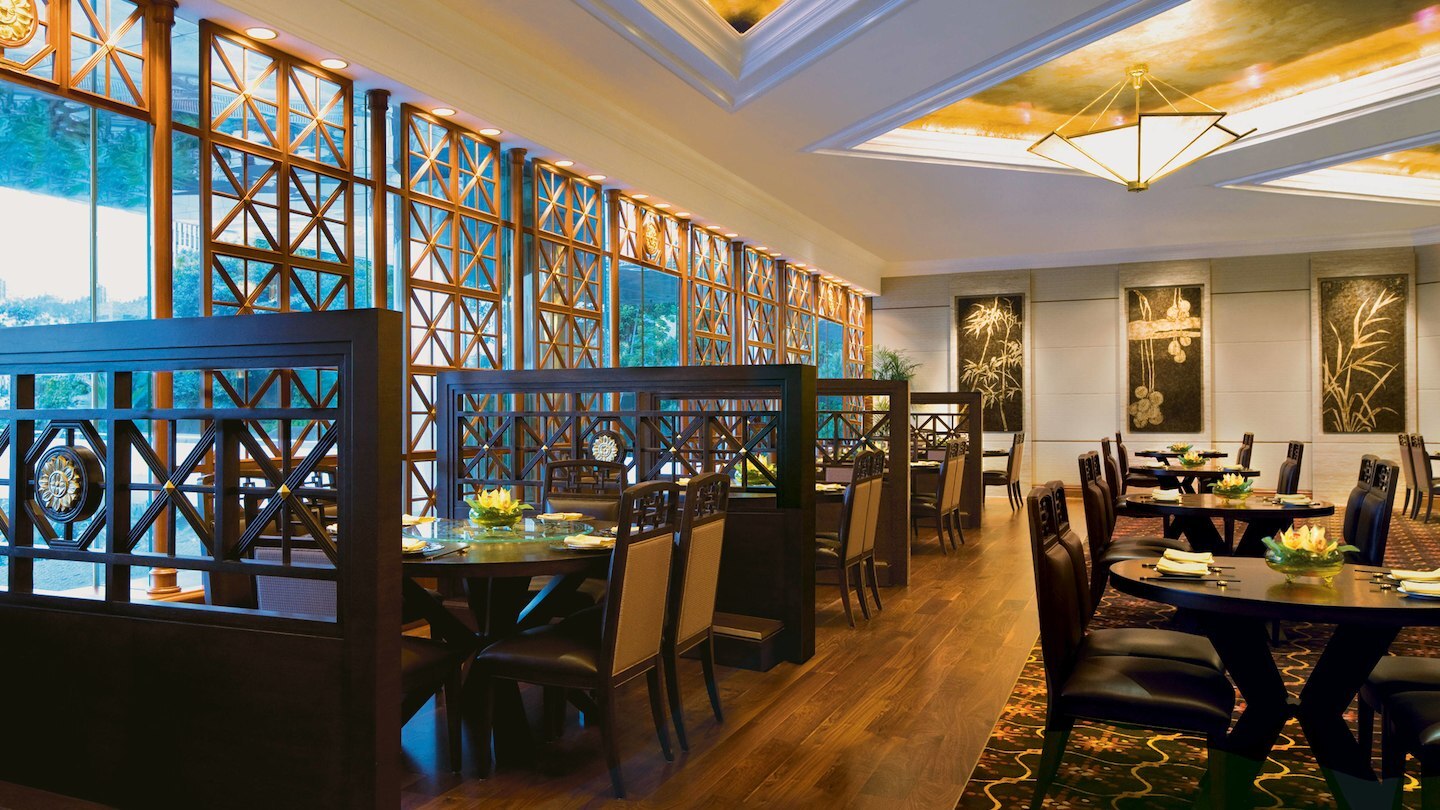 Varied Dining Venues