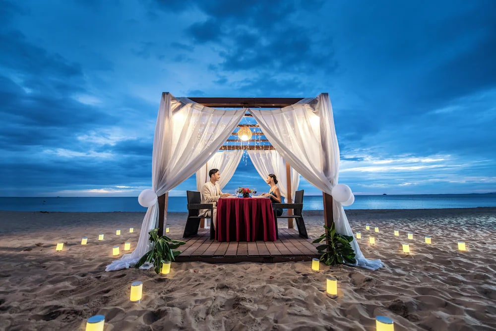 Upscale Eateries