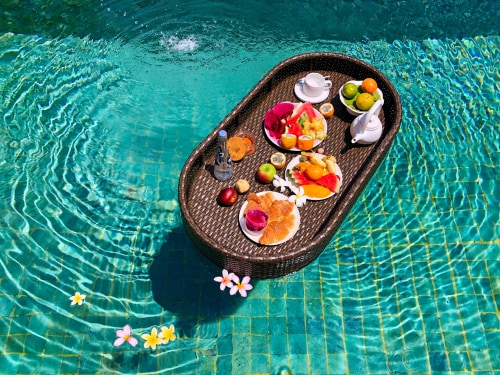 Floating Breakfast